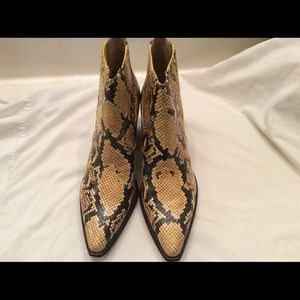 NWB Sam Edelman Winona Western Yellow SnakeSkin